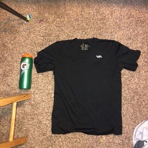 RVCA sport reflective workout shirt size Medium